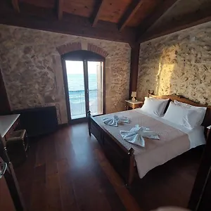 Volakas Beachfront Retimno