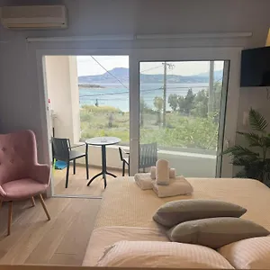 Eleftherias - Near Appartement